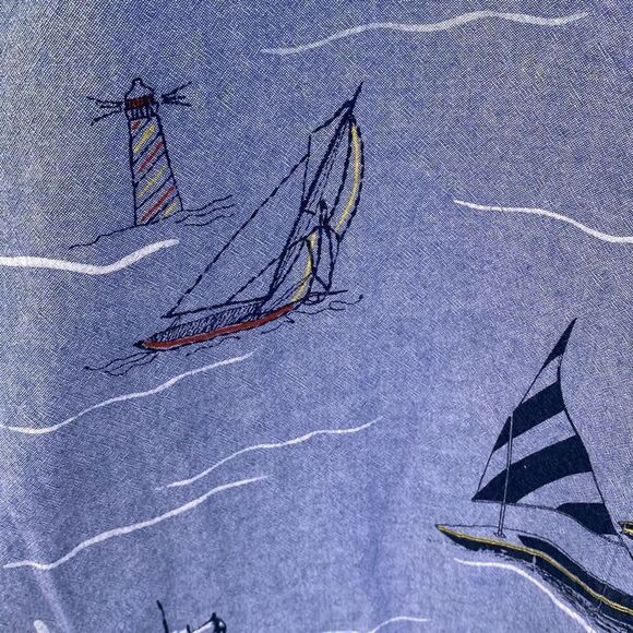 Palm Grove Boats & Lighthouses Sz 2X Button Up - Picture 14 of 15